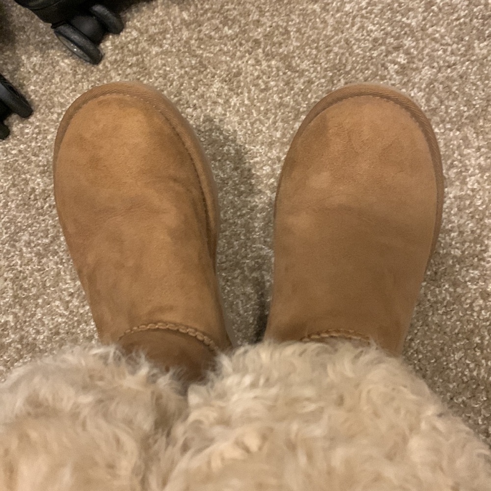 WOMEN’S TALL CHESTNUT UGG BOOTS SIZE 6 - Picture 2 of 3